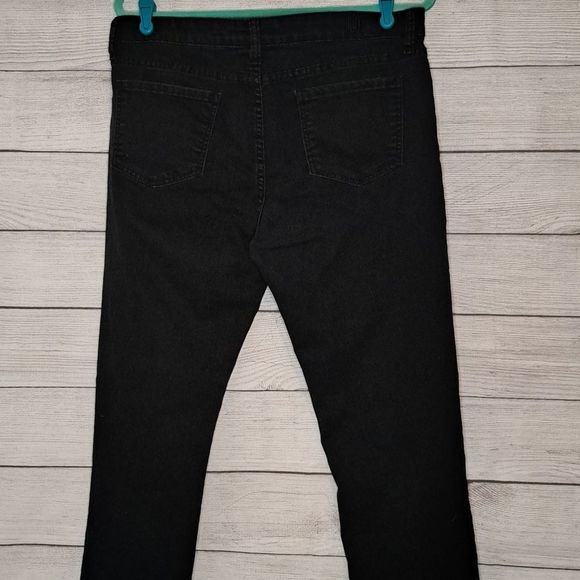 Kut from the Kloth Sage Straight Jeans - Picture 8 of 8